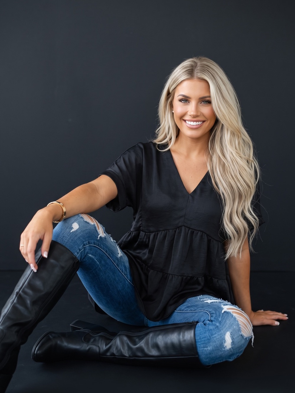 ENTRO V-Neck Tiered Babydoll Top - silky Black Tie in Back